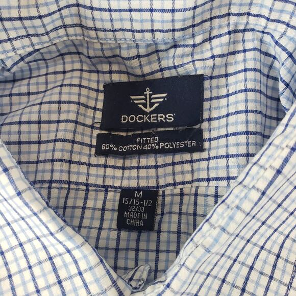 Dockers Men's Medium Fitted Button Down Collared Checkered Shirt - Picture 3 of 4